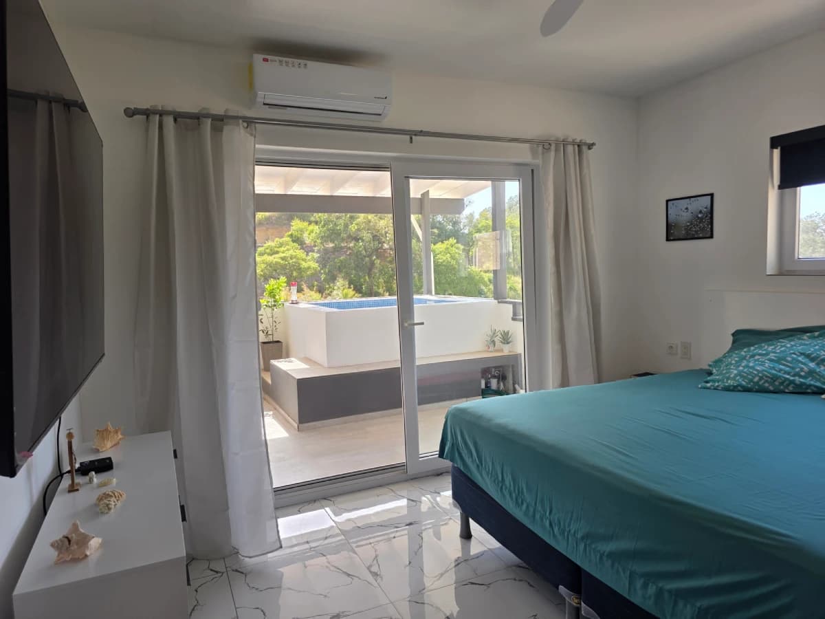 Master Bedroom 1